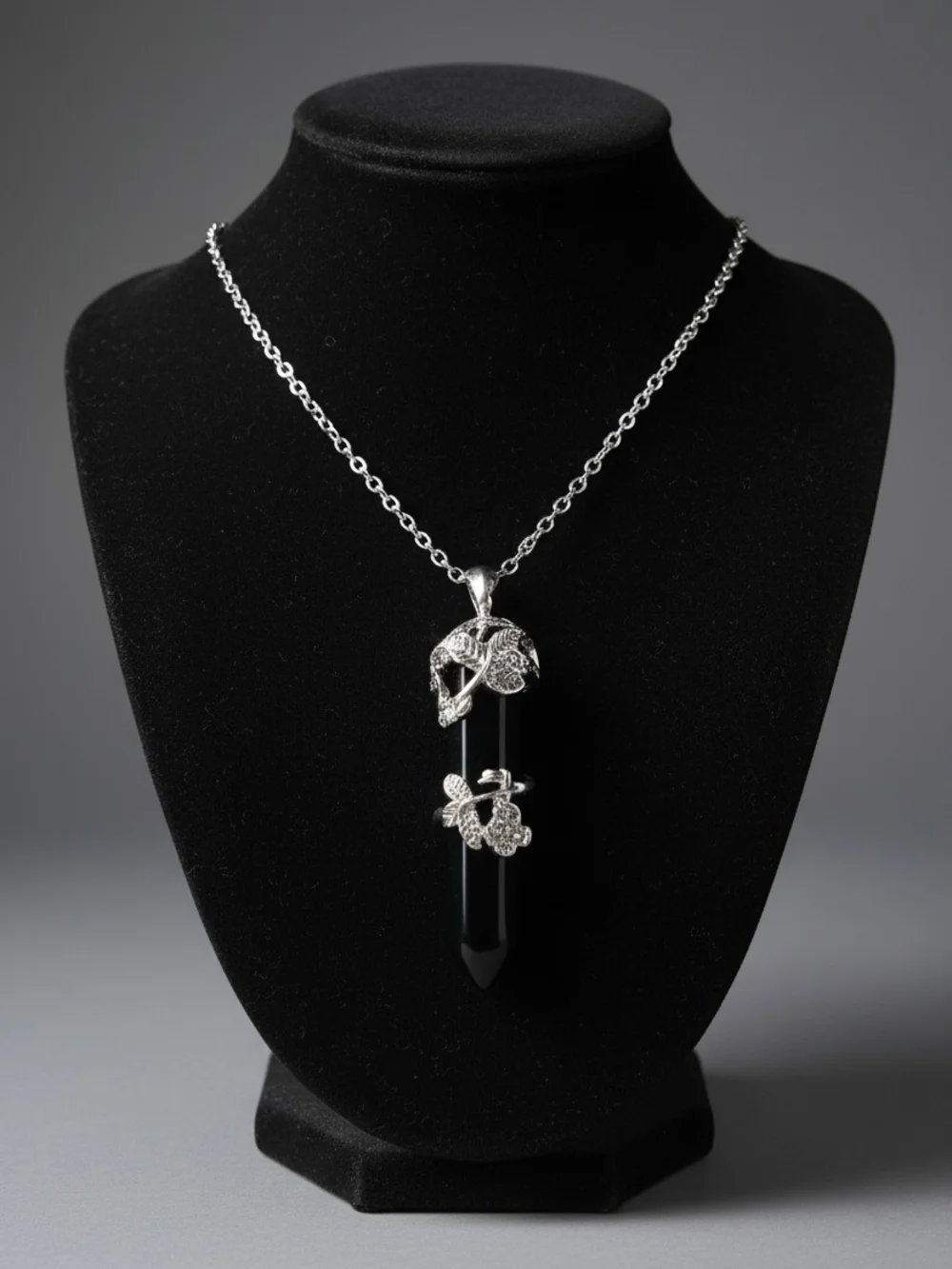 Silver Leaf Black Onyx Pendant Necklace